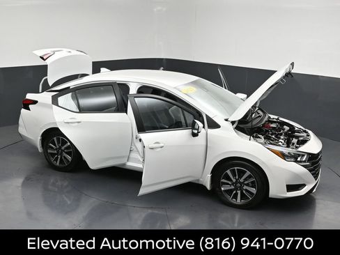 Certified 2025 Nissan Versa SV w/ Trunk Package FWD image 30