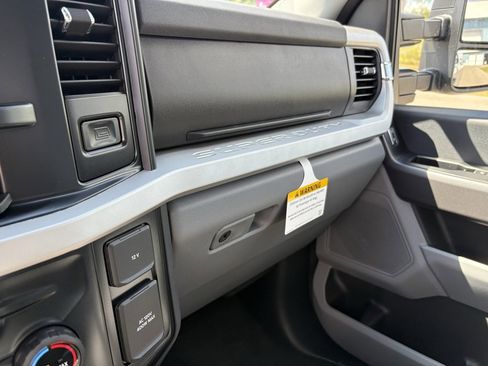 New 2026 Ford F250 XLT image 39