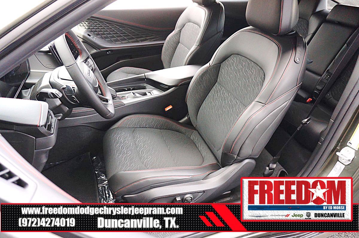 New 2026 Dodge Charger Scat Pack w/ Blacktop Package AWD/4WD image 13