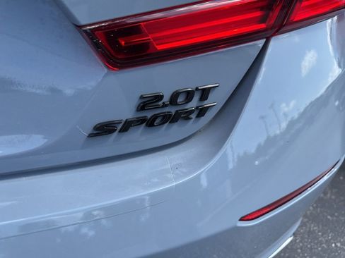 Used 2022 Honda Accord Sport image 6