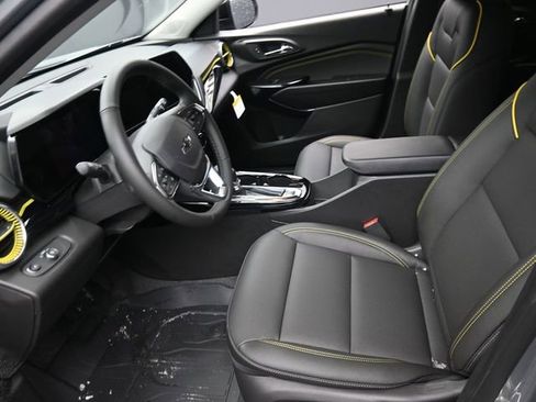 New 2026 Chevrolet Trax ACTIV w/ Driver Confidence Package image 8