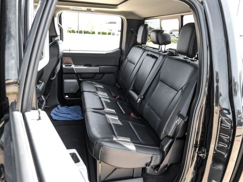 Used 2023 Ford F350 Lariat image 42