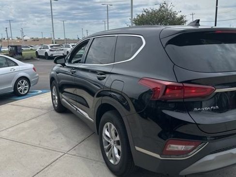 Used 2019 Hyundai Santa Fe SEL FWD image 6