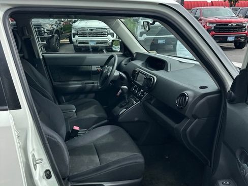 Used 2014 Scion xB Release Series 10.0 FWD image 12
