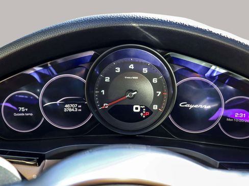 Used 2019 Porsche Cayenne image 26