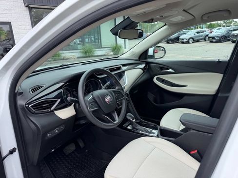 Used 2023 Buick Encore GX Preferred w/ Cold Weather Comfort Package AWD/4WD image 13