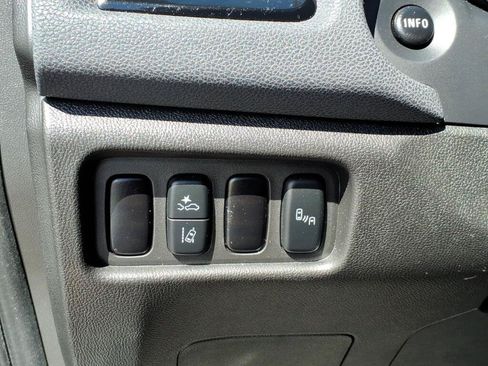 Used 2022 Mitsubishi Outlander Sport SE FWD image 9