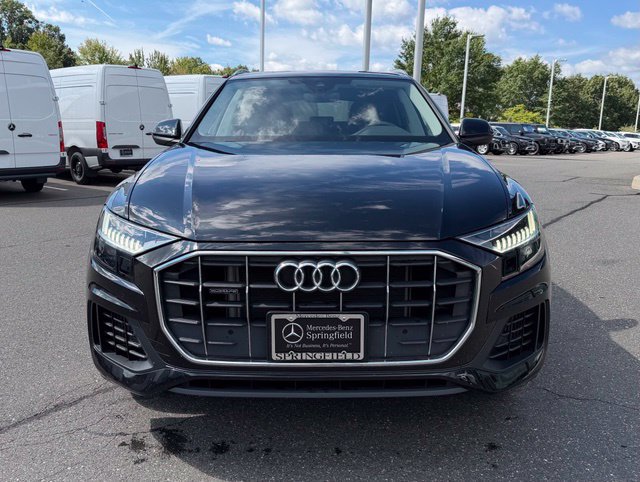 Used 2023 Audi Q8 Premium AWD/4WD image 2