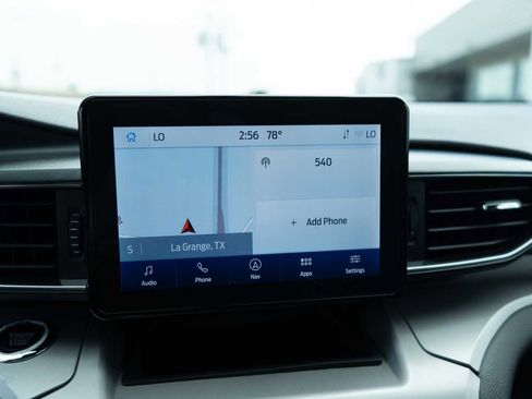 Used 2023 Ford Explorer XLT w/ Equipment Group 202A RWD image 21