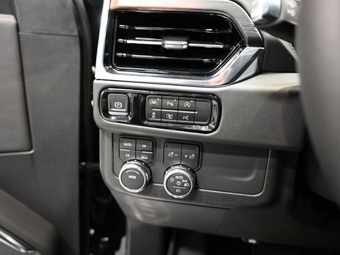 New 2026 GMC Yukon XL Denali image 23