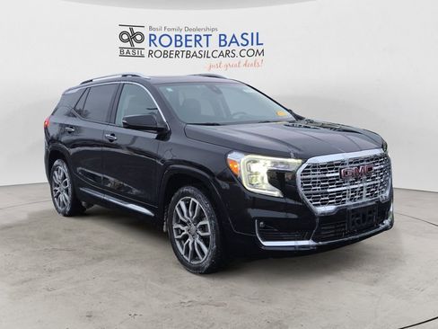 Used 2023 GMC Terrain Denali w/ Denali Premium Package image 7