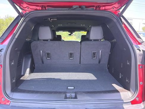 Used 2023 Chevrolet Traverse LT AWD/4WD image 24