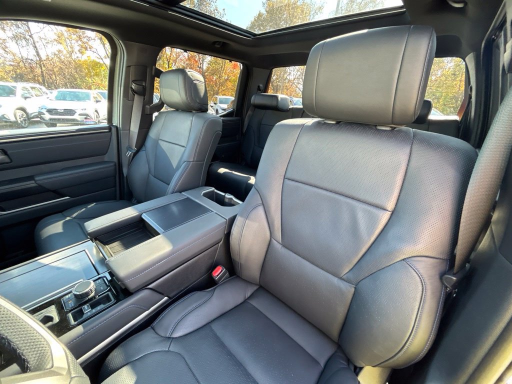Used 2026 Toyota Tundra Platinum w/ TRD Off-Road Package AWD/4WD image 19