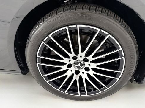 Used 2025 Mercedes-Benz C 300 Sedan image 30