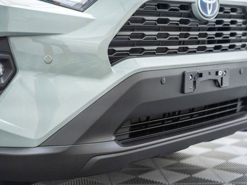 Used 2022 Toyota RAV4 XLE Premium AWD/4WD image 14