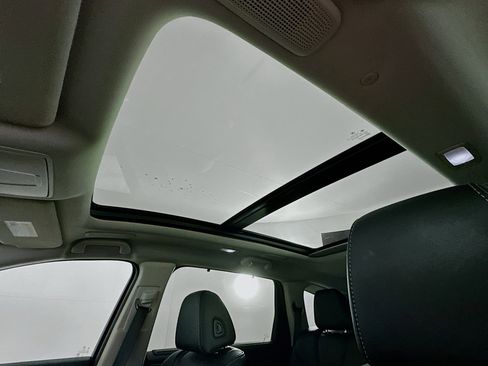 Used 2025 Acura MDX SH-AWD w/ Technology Package image 26