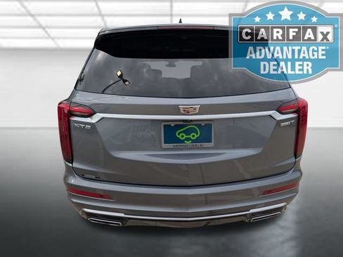 Used 2022 Cadillac XT6 Luxury w/ LPO, Floor Liner Package FWD image 32