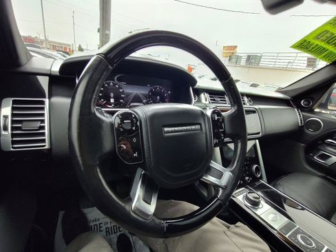 Used 2019 Land Rover Range Rover Supercharged AWD/4WD image 21