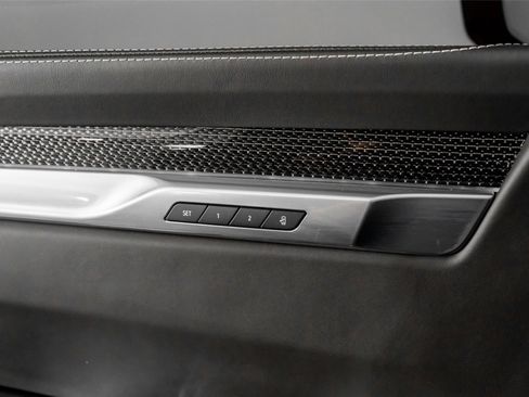 Used 2026 Cadillac Escalade V w/ LPO, ONYX Package image 43