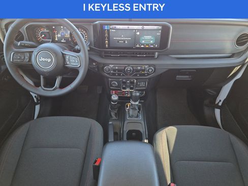 Used 2024 Jeep Wrangler Unlimited Rubicon image 13