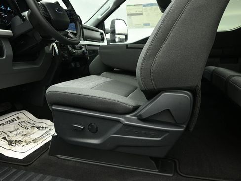 New 2026 Ford F350 XLT image 10