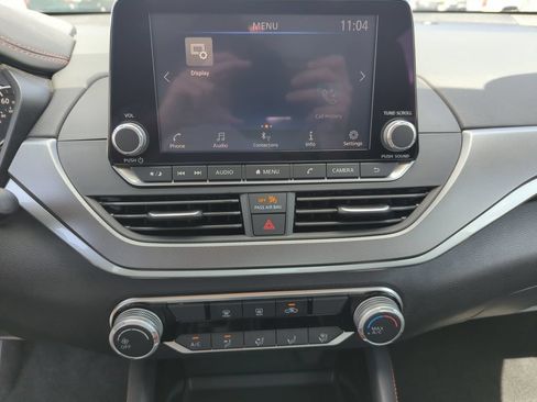 Certified 2024 Nissan Altima 2.5 SR FWD image 37