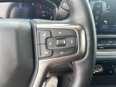 Used 2023 Chevrolet Silverado 1500 LT AWD/4WD image 11