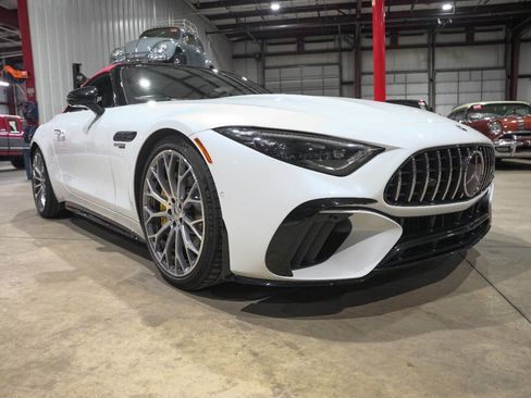 Used 2022 Mercedes-Benz SL 63 AMG 4MATIC image 24