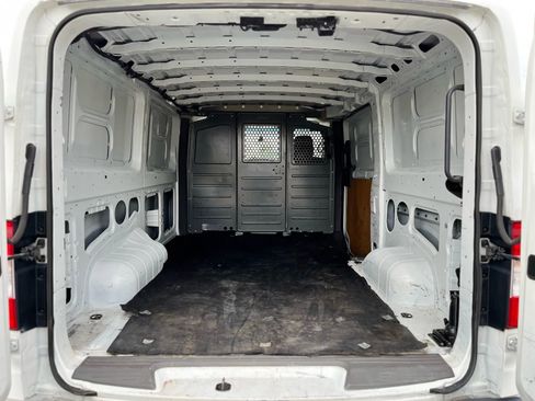 Used 2018 Nissan NV 1500 S RWD image 18