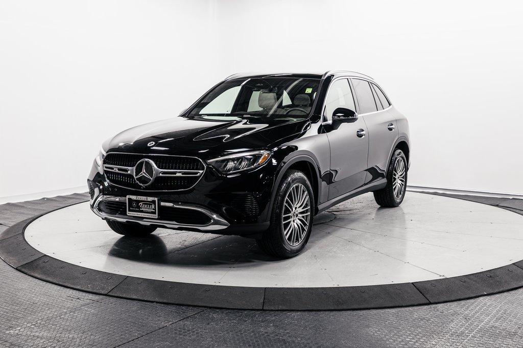 Used 2026 Mercedes-Benz GLC 300 4MATIC image 3