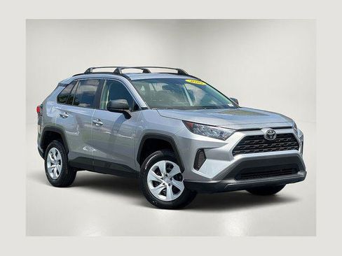 Certified 2020 Toyota RAV4 LE AWD/4WD image 1