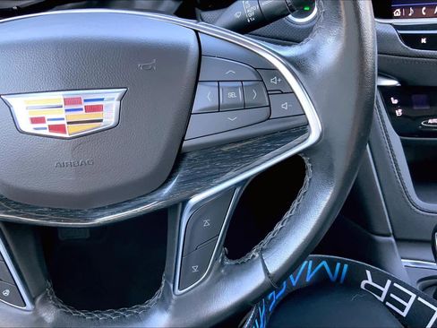 Used 2023 Cadillac XT5 Premium Luxury image 23