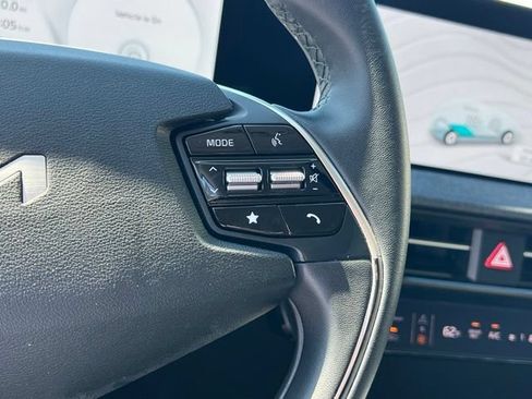 Certified 2024 Kia EV6 Wind RWD image 23