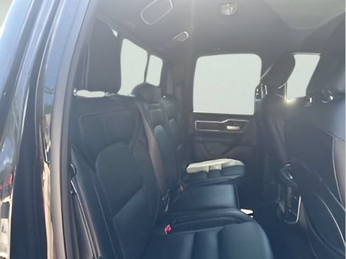 Used 2022 RAM 1500 Big Horn w/ Night Edition AWD/4WD image 22