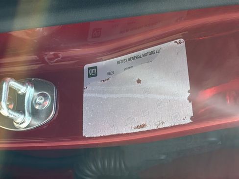 Used 2024 Chevrolet Colorado Z71 w/ Z71 Convenience Package 2 image 25