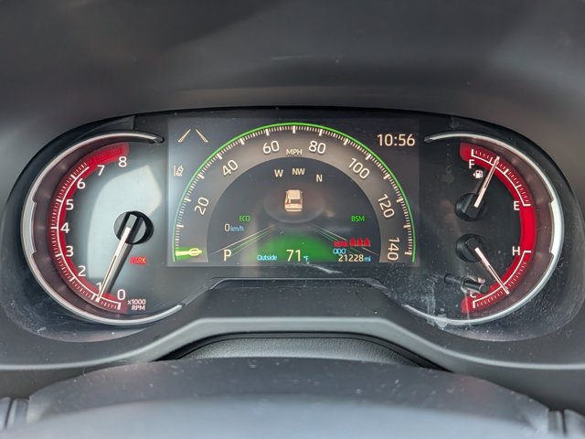 Used 2023 Toyota RAV4 XLE w/ Convenience Package FWD image 23