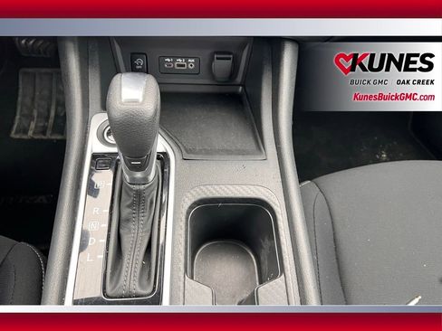 Used 2024 Nissan Sentra SV image 19