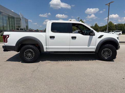 Used 2019 Ford F150 Raptor w/ Equipment Group 801A Mid AWD/4WD image 9