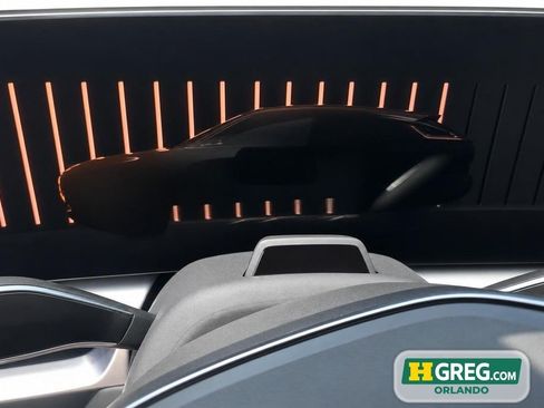 Used 2023 Cadillac Lyriq AWD image 13