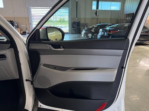 Used 2024 Hyundai Palisade SEL FWD image 24