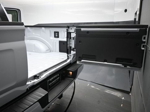 New 2025 Ford F150 Platinum w/ Equipment Group 702A High image 26