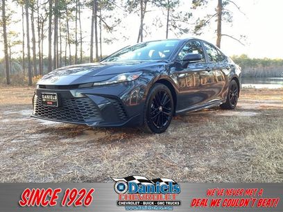 Used 2025 Toyota Camry SE