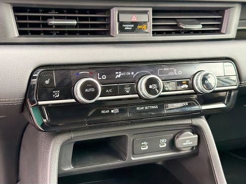 Used 2026 Honda Pilot EX-L image 14
