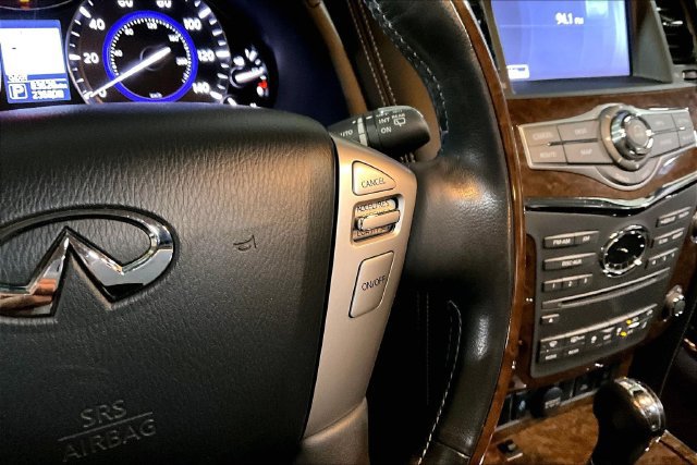Used 2017 INFINITI QX80 4WD image 24