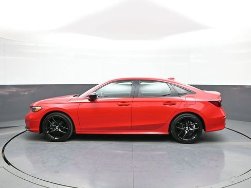 Certified 2025 Honda Civic Sport image 9