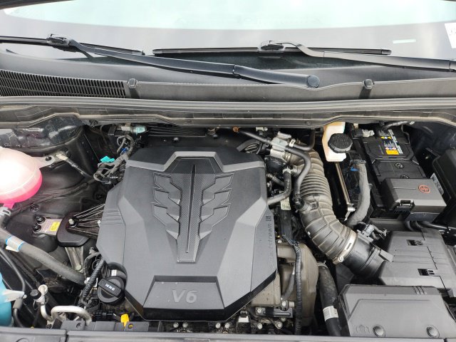 Used 2026 Kia Carnival SX w/ SX Dark Edition Package FWD image 17