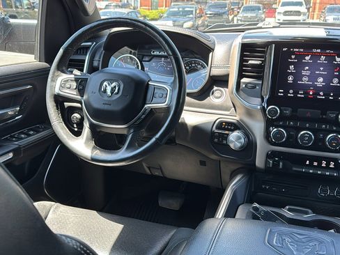 Used 2019 RAM 1500 Laramie w/ Sport Appearance Package AWD/4WD image 18
