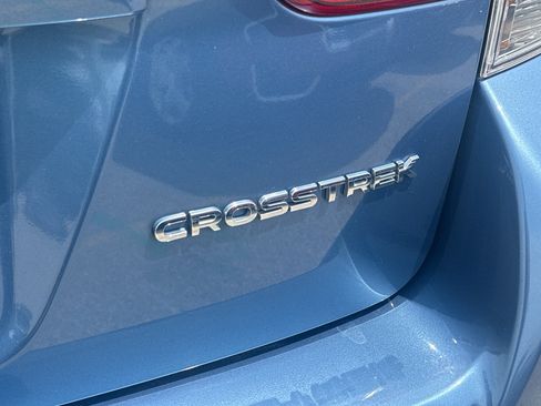 Used 2021 Subaru Crosstrek 2.0i AWD/4WD image 10