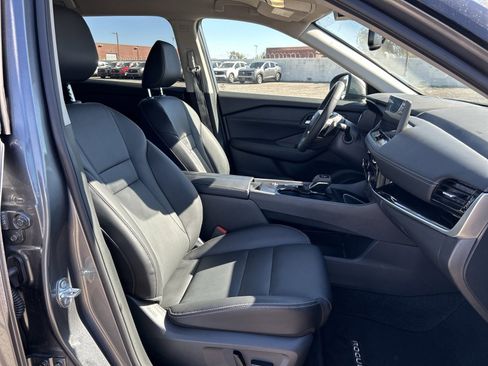 Certified 2026 Nissan Rogue SL image 12