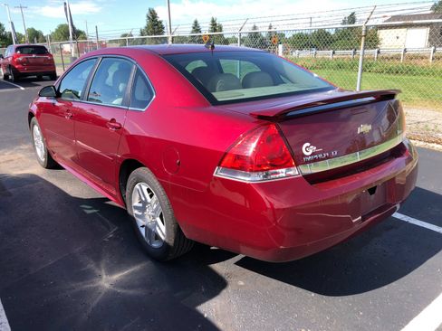 Used 2011 Chevrolet Impala LT w/ Luxury Edition Package FWD image 5
